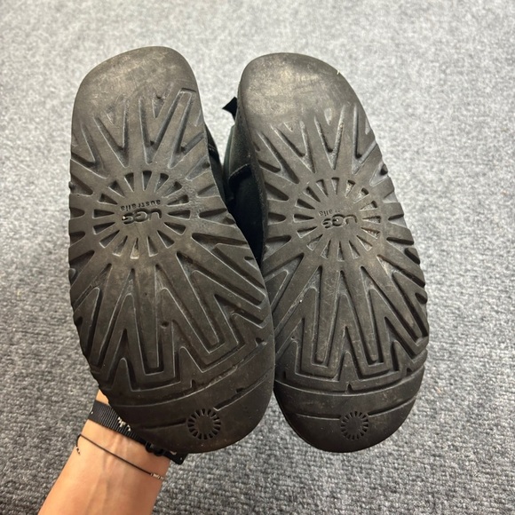 UGG Women’s Black Bailey Bow II Boots size: 6 - Picture 12 of 12